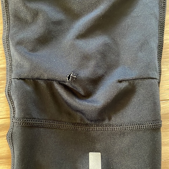 Nike men’s fleece lined, wind protected running - Picture 2 of 3